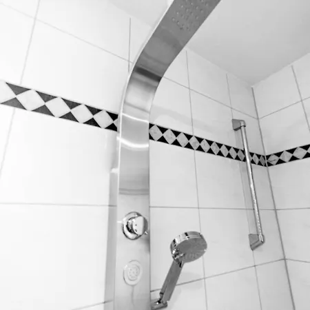 Apartment The Entire 4 In The Hearth Of *